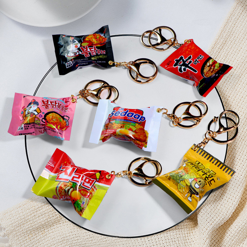 Korean Instant Noodles Keychai - Zinc Food Snacks avis et prix